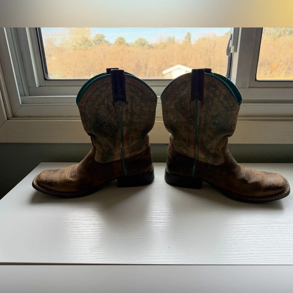 Ariat Youth Cowboy Boots Size 5 Fits Women’s 7 Brown Western Boots